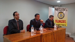 Presidente da DEN em Porto Alegre