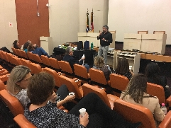 Auditores debatem relatório do PL 5864/2016 no Dia Sem Computador 