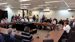  Após entrega de cargos, Delegacia Sindical se reúne com superintendente