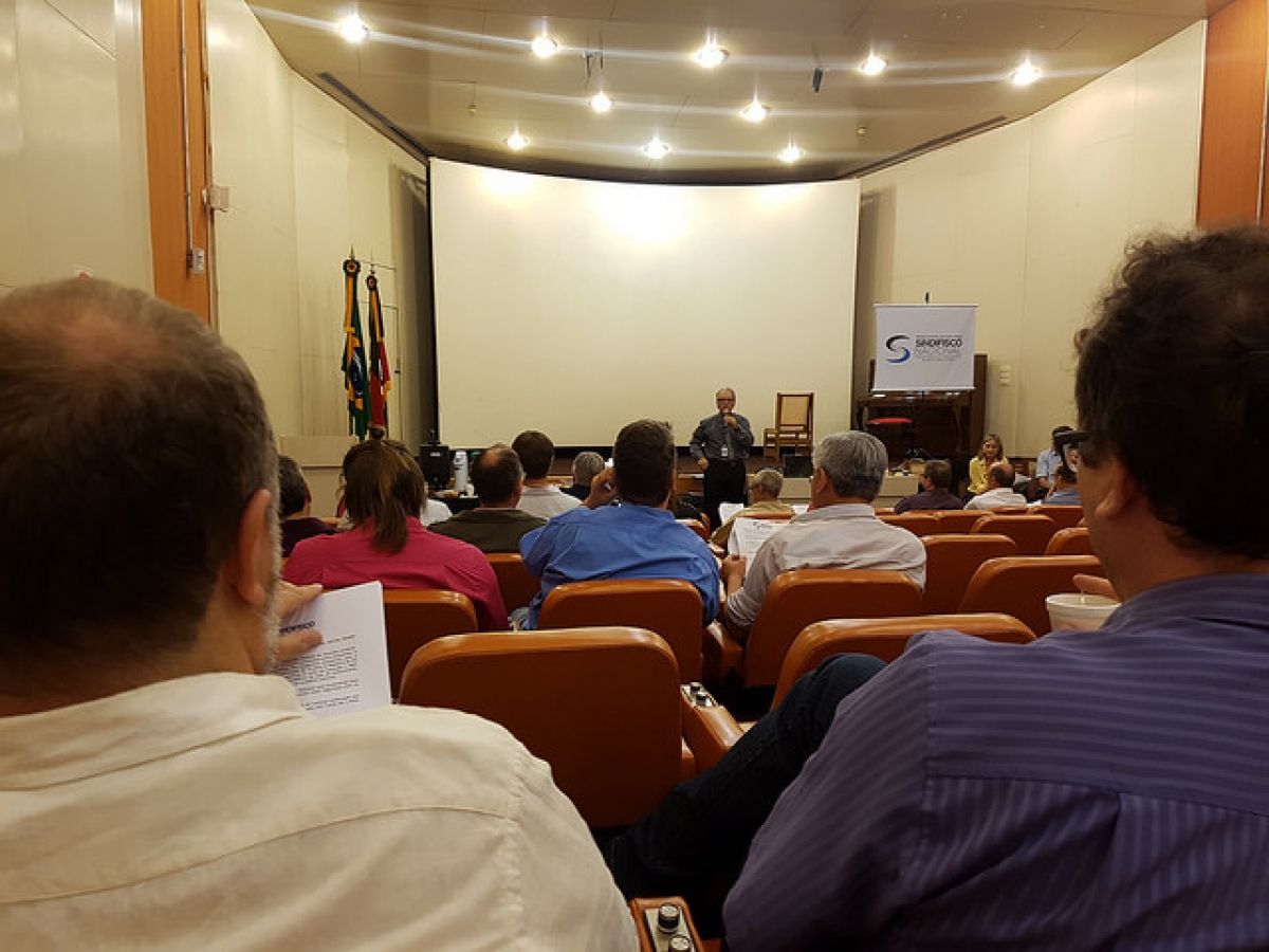 Em Porto Alegre, Auditores Fiscais aprovam todos os indicativos da AGE