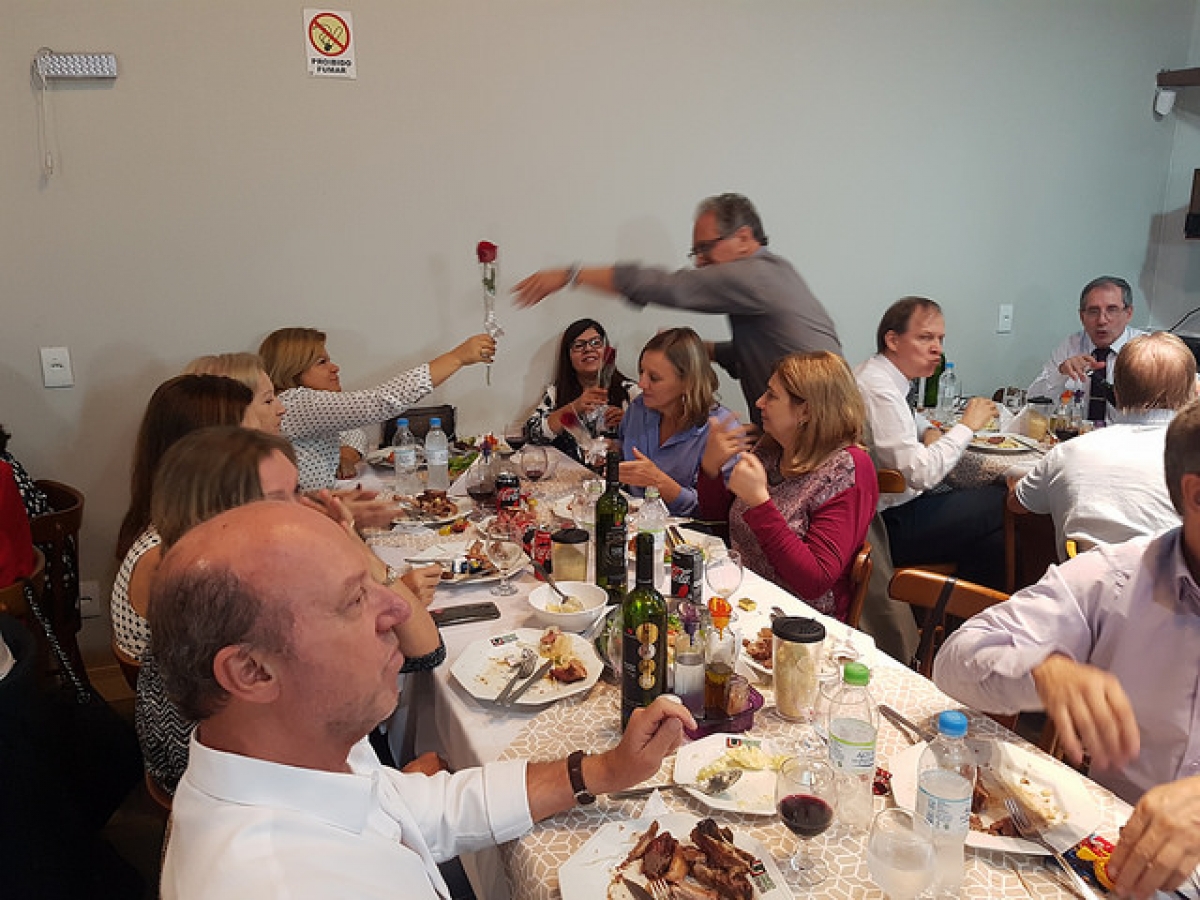 Churrasco e homenagem às mães