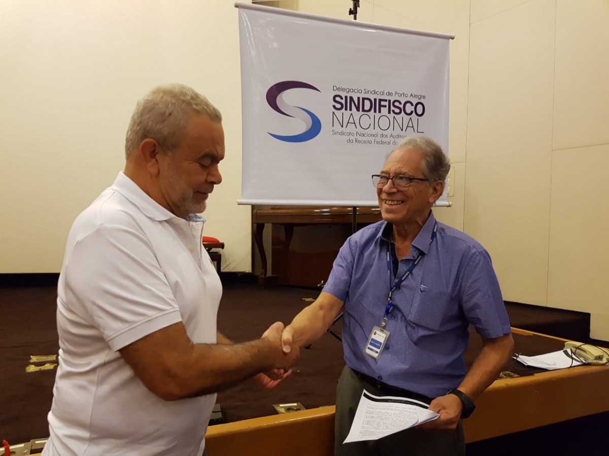 Filiados aprovam indicativos