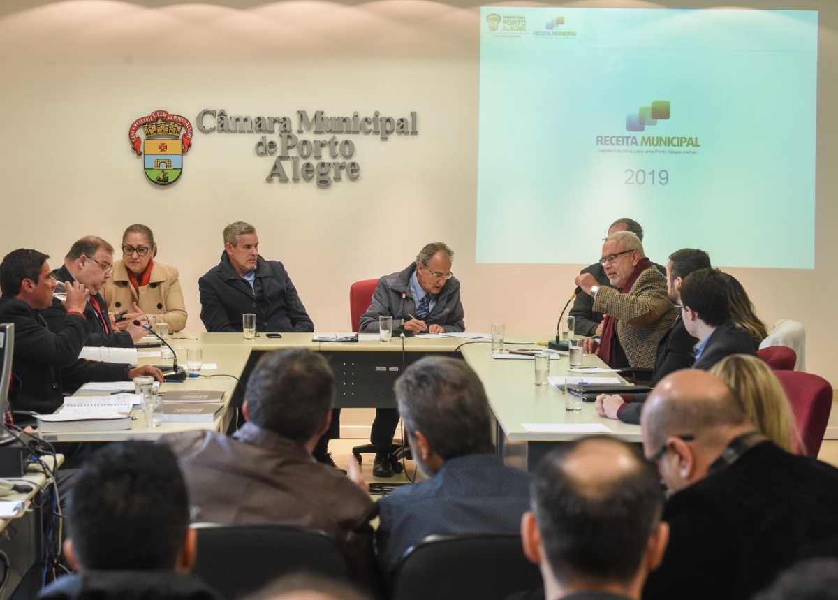 DSPOA presente em debate sobre reforma tributária