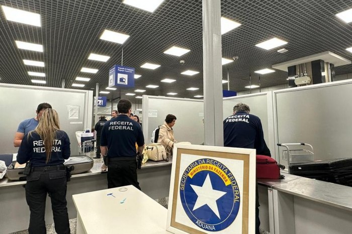 Em mobilização nacional, auditores da Receita Federal intensificam fiscalização no aeroporto Salgado Filho