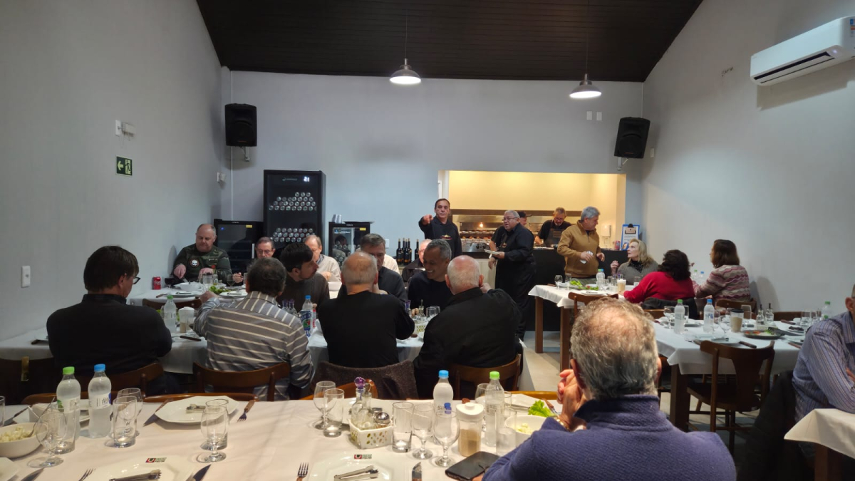 Churrasco Mensal da DS/POA: boa conversa, sabor e muita integração