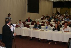 Delegados debatem LOF