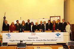Painel reúne servidores públicos no MF