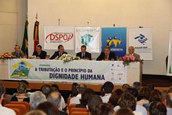 Seminário reúne centenas de servidores públicos no MF