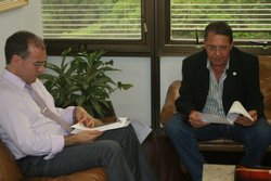 Superintendente recebe relatório sobre condições de trabalho