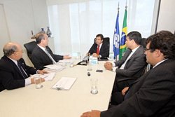 Secretário da RFB recebe reivindicações     