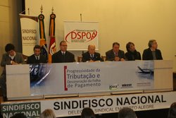 Auditores debatem progressividade na tributação e desoneração da folha